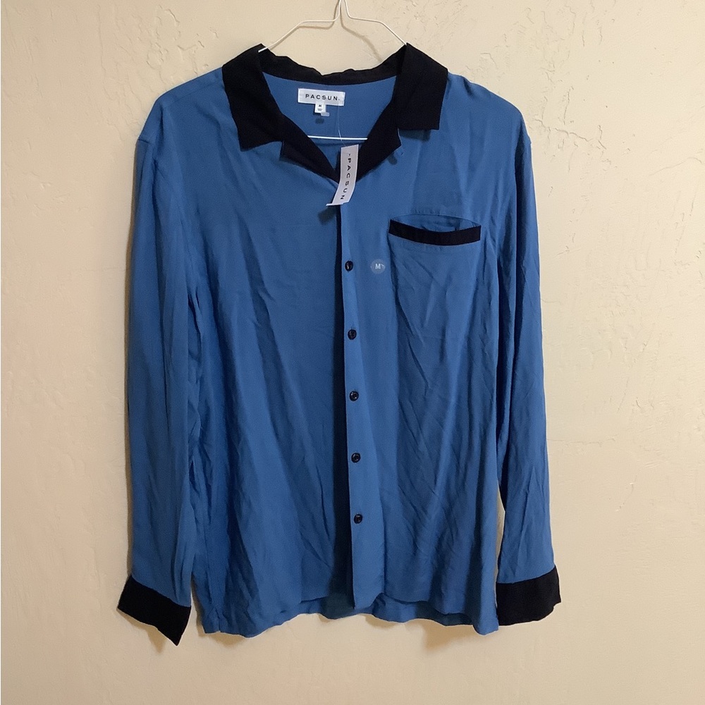 medium Pacsun shirt
